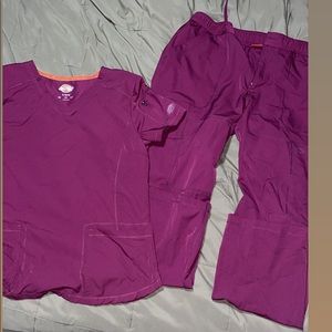 Dickies Maroon/Wine Scrubs